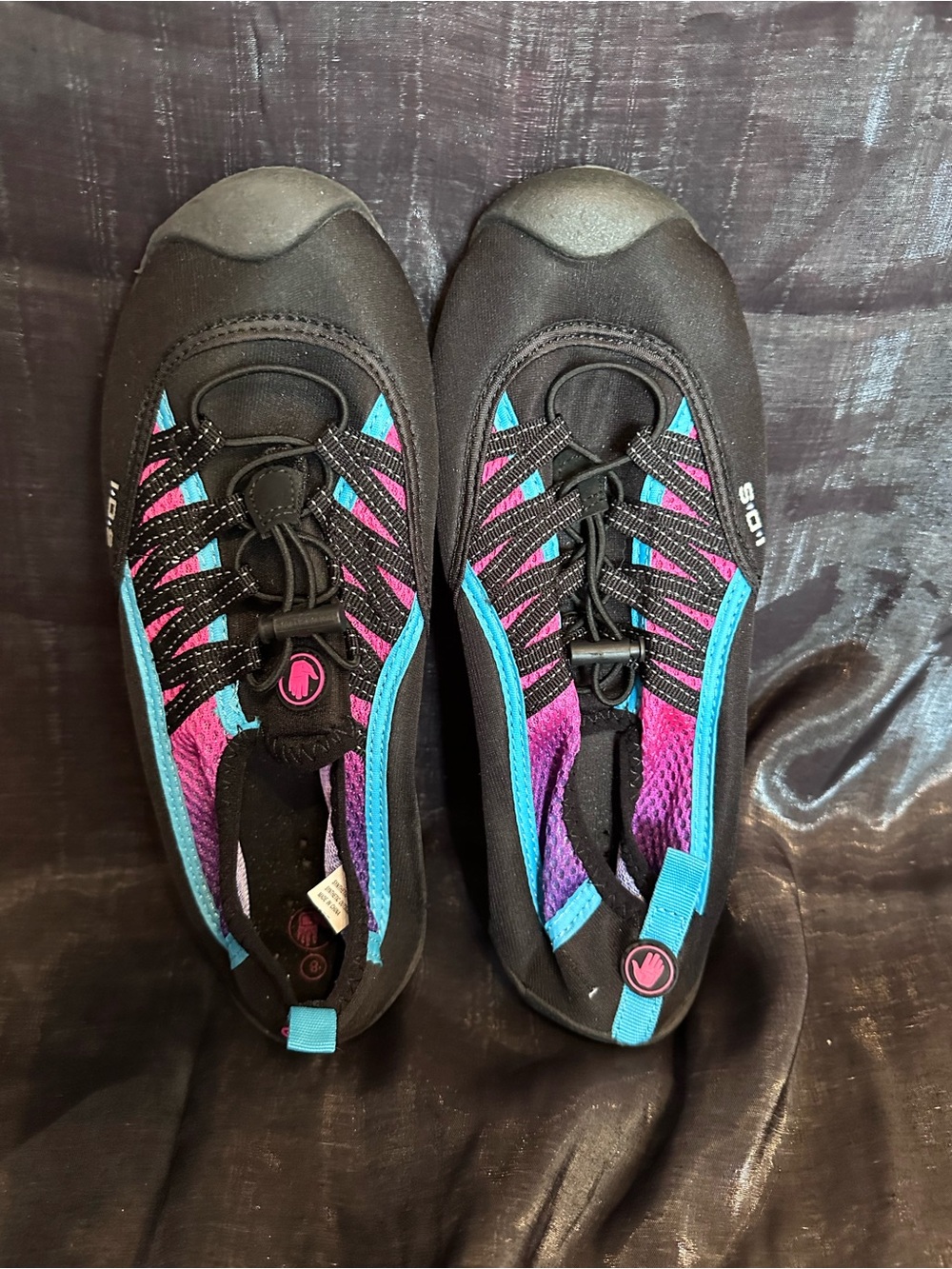 Water Shoes Body Glove Black Athletic Shoes IDS pink teal size 8 like new - Picture 2 of 14
